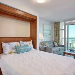 HS-0209 Oceanfront | Walk-In Garage | Step-Free