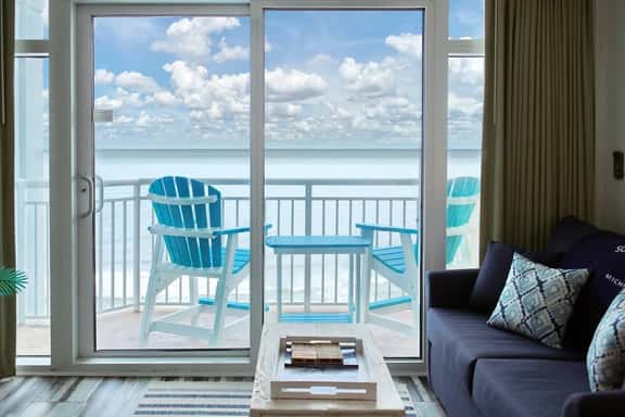 HS-1003 Oceanfront Bliss | Indoor & Outdoor Pools - Image 1