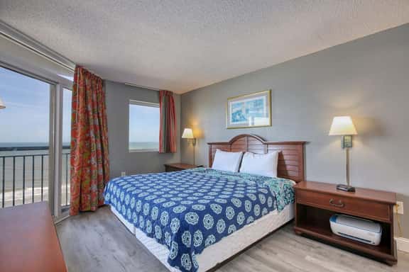 RT-0906 Ocean Front Condo | Pool | Hot Tub | Lazy River - Image 1
