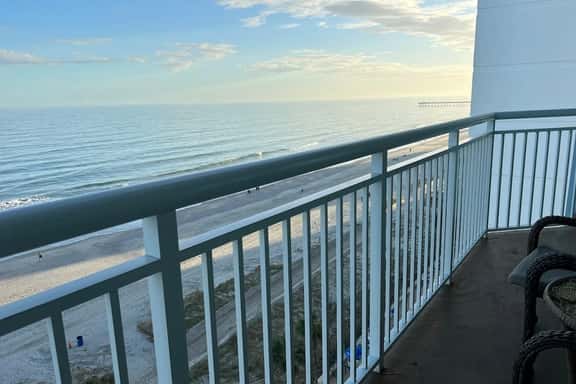 HS-0811 Ocean Front Condo | Pools | Hot Tub | Lazy River - Image 1