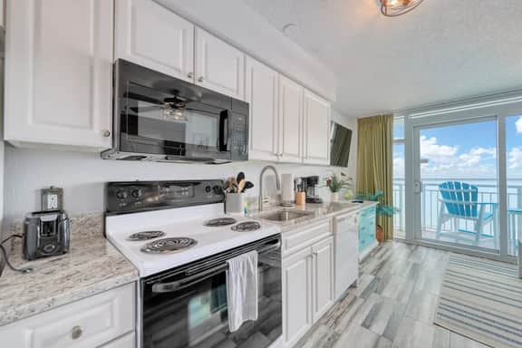 HS-1003 Oceanfront Bliss | Indoor & Outdoor Pools