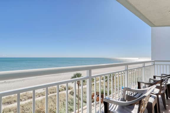 HS-0411 Relax in this 2BR | Wake Up to Ocean Views