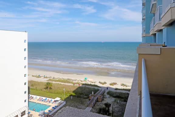 HS-0823 8th Fl Ocean Retreat | Pools | Lazy River